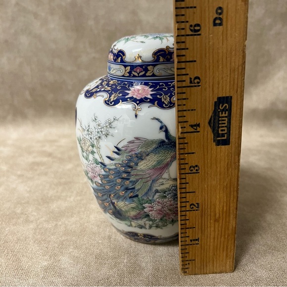 vintage Toyo Vase Gold Blue Peacock Vase Made in Japan Beautiful Collectible - Picture 8 of 8